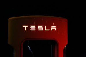 Tesla In Advance Talks With CATL For Using Lithium Batteries