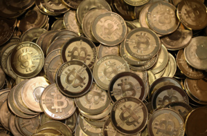 Swiss Bank is Going to Study Bitcoins