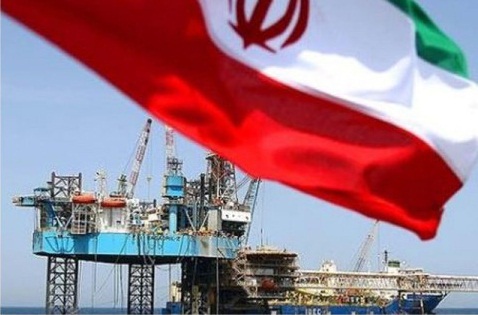 Oil Prices Slip Following Iran Nuclear Deal Amidst Anticipation of Supply Surplus