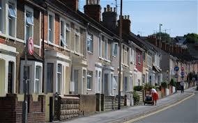 Low Supply, Growing Demand and High Mortgage Rates Push Up House Rates in UK Low Supply, Growing Demand and High Mortgage Rates Push Up House Rates in UK