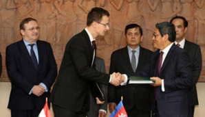 Cambodia Signs An Agreement With Hungary For Mutual Investment