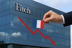 Fitch Lowers France’s Rating to A+ as Political Deadlock and Soaring Debt Undermine Confidence