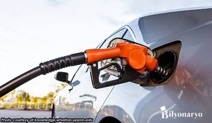 US Fuel Economy Rollback Shifts Costs From Automakers to Drivers US Fuel Economy Rollback Shifts Costs From Automakers to Drivers