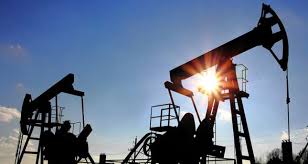 As Hurricane Harvey Hits U.S. Petroleum Industry, Oil Markets Roiled