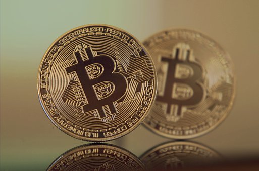 The price of Bitcoin touches a historic high of $6,450 The price of Bitcoin touches a historic high of $6,450