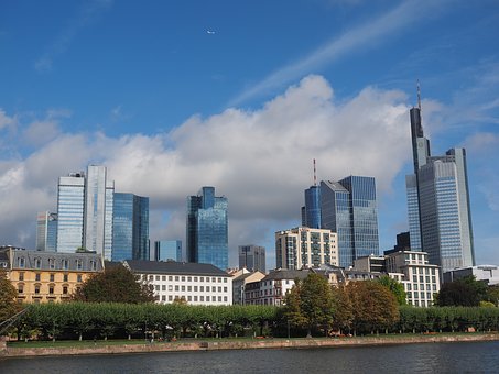 Deutsche Bank’s Aim Is ‘Not To Maximize Earnings For One Or Two Quarters’