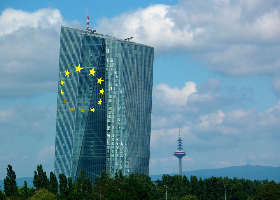 Europe becomes the world leader in banking regulation