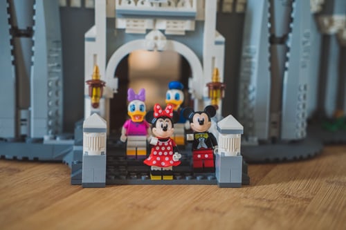 Growing ‘Beyond The Traditional Retail Model’ Growing ‘Beyond The Traditional Retail Model’