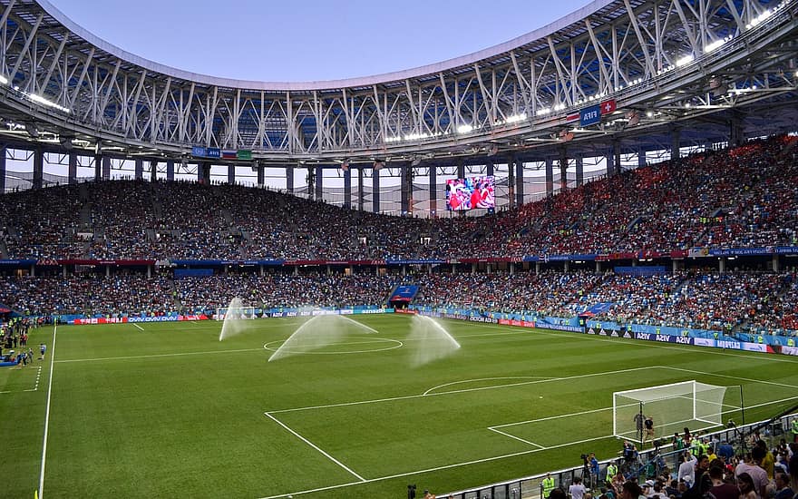 Who is Metalu Plast, the French sports equipment manufacturer conquering cities and stadiums?