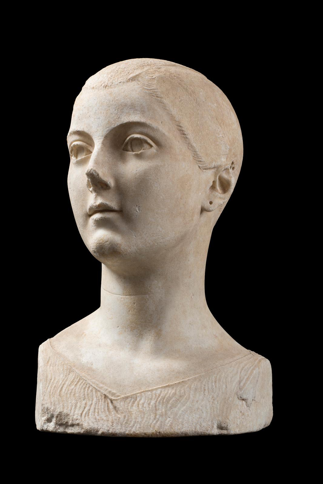 Girl from Vulci, marble, h. 70 cm/27.56 in. © Fondazione Torlonia - Photo Lorenzo De Masi