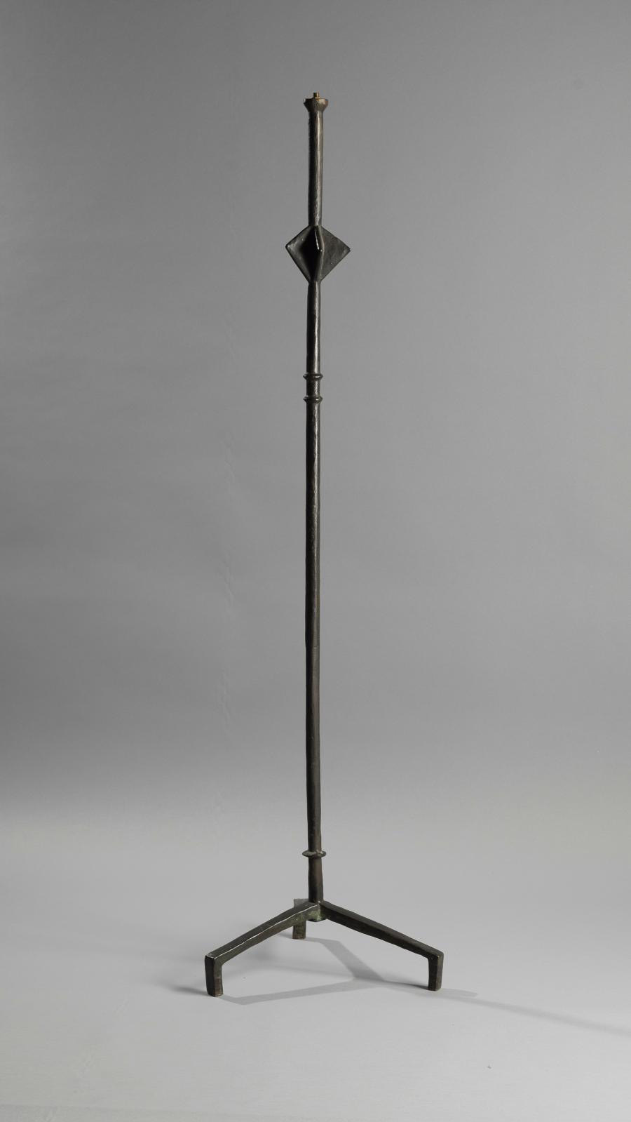 Alberto Giacometti (1901-1966), "Star" floor lamp base, model created in c. 1936, bronze proof with brown-black patina and subtle hints of antique green, monogrammed and numbered AG 042 on the foot by the Giacometti Committee, h. 148.7 cm/58.8 in. Result: €241,800