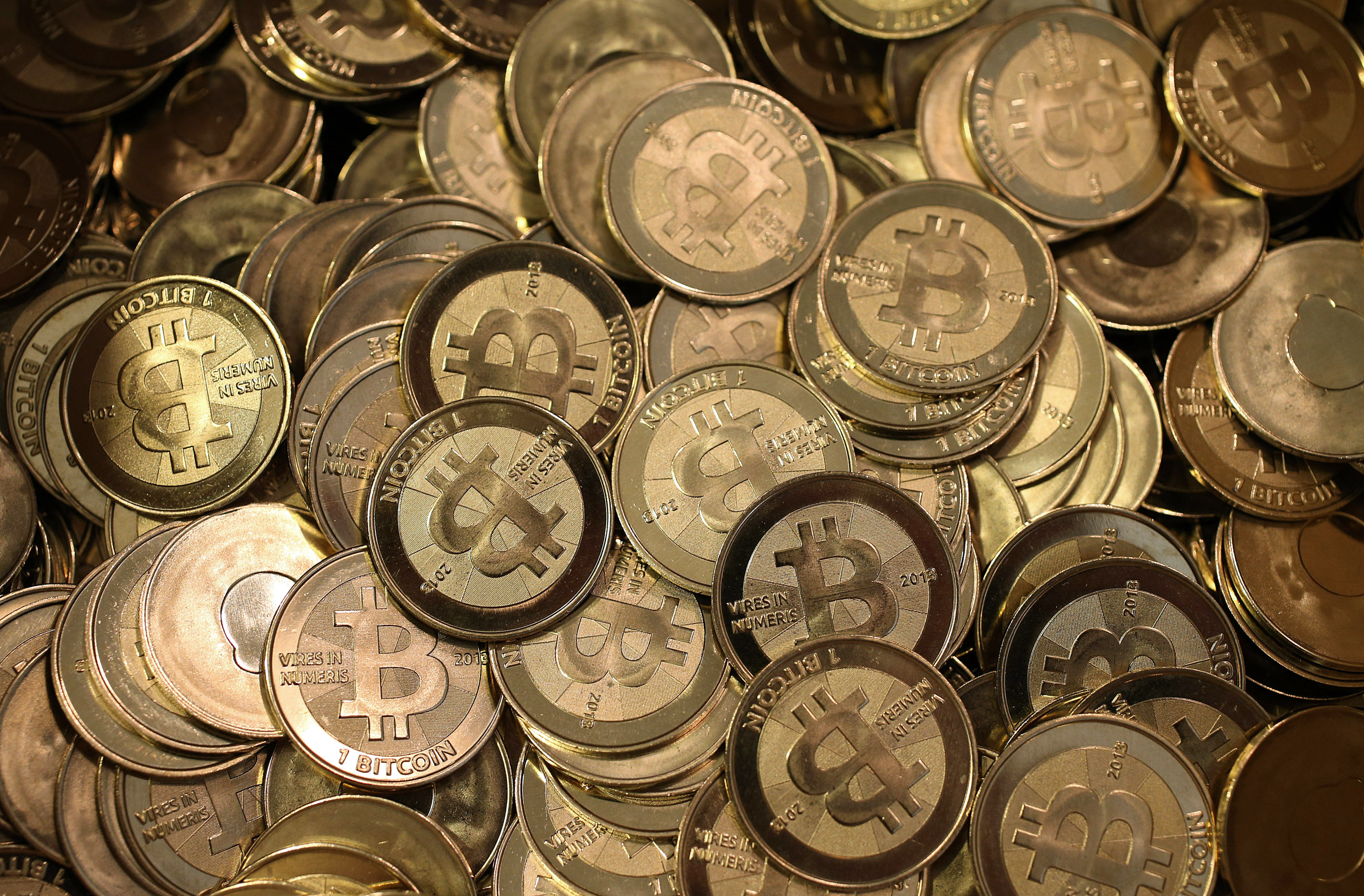 Swiss Bank is Going to Study Bitcoins