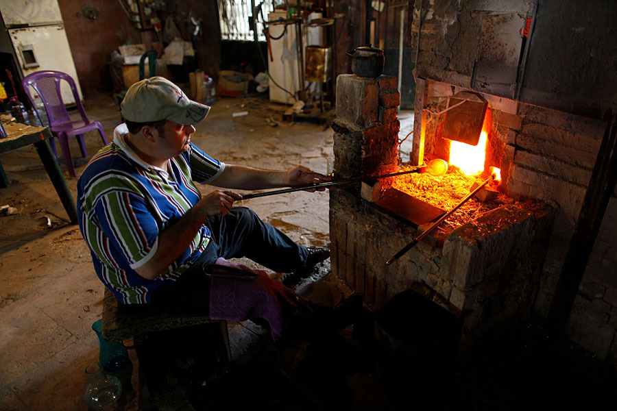 Lebanon’s creating beautiful objects out of recycled glass Lebanon’s creating beautiful objects out of recycled glass