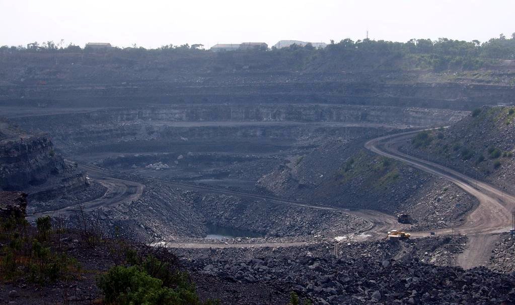 Australia mining coal at the cost of its environment