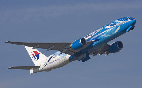 Malaysian Airlines axes 6,000 jobs