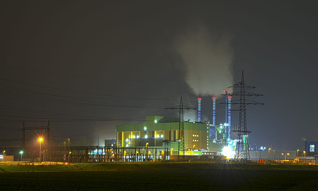 Waste incineration plant, Industry park Höchst, Hesse, Germany (CC Licence)