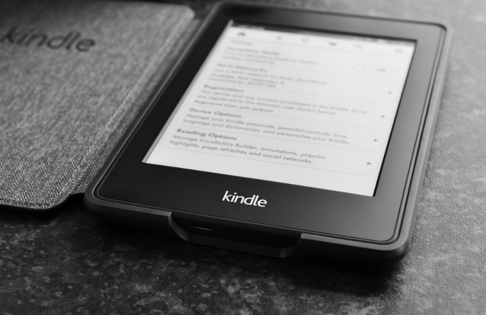 Amazon unveils the first Kindle with a color screen Amazon unveils the first Kindle with a color screen
