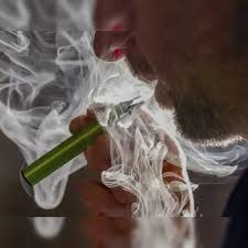 Stealth Networks Propel Flood of Unauthorized Chinese Vapes into U.S. Market