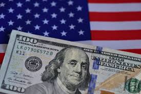 Structural Pressures Keep the Dollar on the Defensive as 2026 Approaches