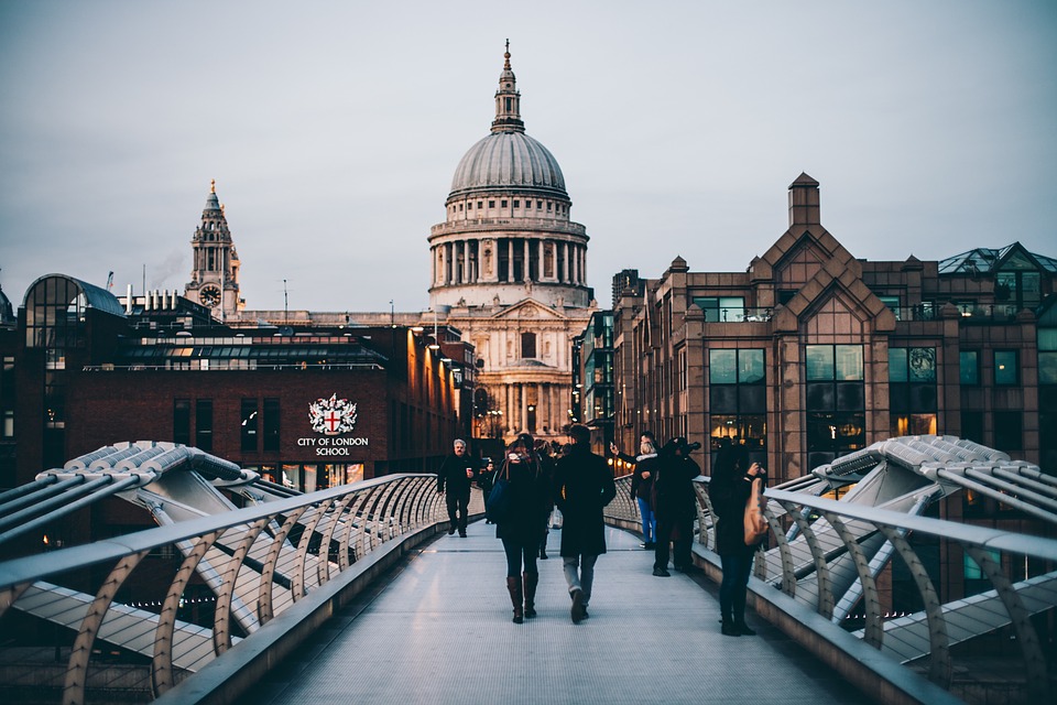 London is a snug place for super rich