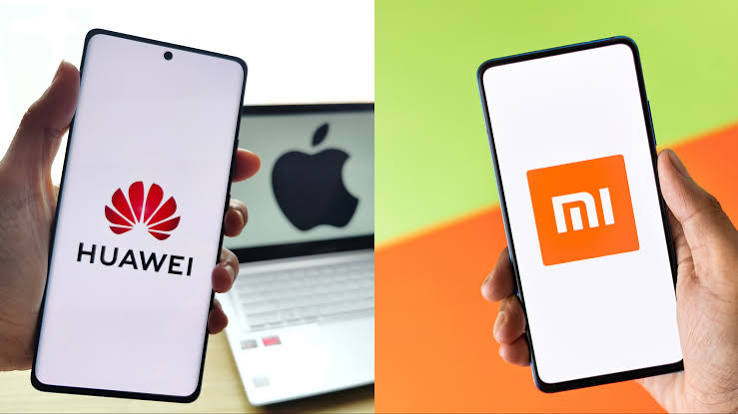 China’s Huawei and Xiaomi Challenge Apple’s Premium Push With New Foldables