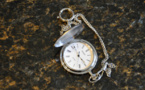 Swiss watch exports continues to fall