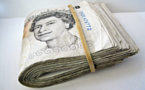 British pound fell to an absolute minimum by Bloomberg