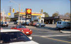 Shell returns to paying dividends in cash