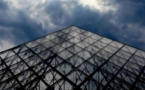 The Louvre: Intrigue at Court
