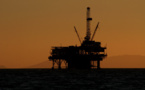 Iraq invites international companies to develop oil and gas fields