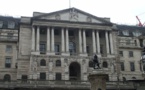 Bank of England keeps benchmark rate at 5.25 pp
