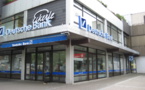 Deutsche Bank posts quarterly loss for the first time in four years