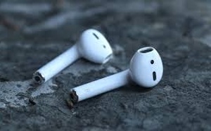 Apple to release AirPods with built-in cameras in late 2027