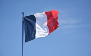 Bloomberg: French government bonds become riskier than third of the country's corporate bonds