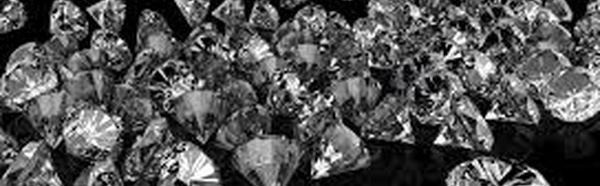 De Beers raises large diamond prices amid shortage