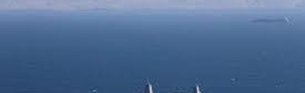 Insurance costs for ships passing through the Strait of Hormuz could increase by 1.5 times