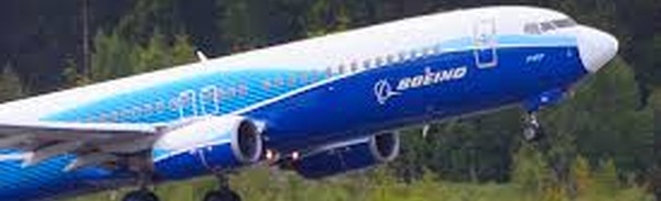 Boeing cuts net loss in Q1, order backlog grows to record high