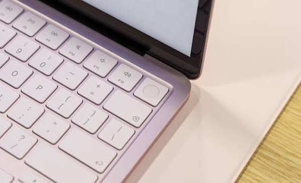 Apple raises MacBook and iPad prices due to memory chip shortage