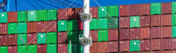 124 ships carrying commodities transited the Strait of Hormuz in four days