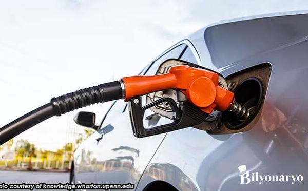 US Fuel Economy Rollback Shifts Costs From Automakers to Drivers